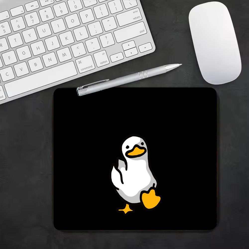 Cute White Goose  Pattern Smal - đánh giá và giá Desk Setup Background